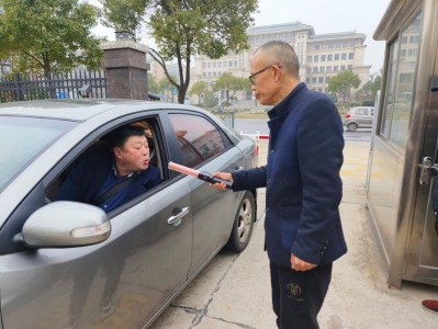 独家报道！正品烟差价“志士仁人”